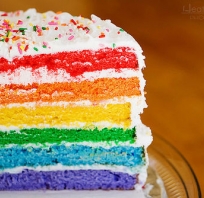 Tort w kolorach tęczy!