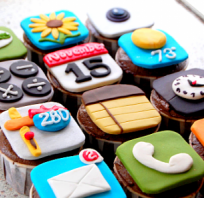 iphone, apple, babeczki, babka jak iphone, applikacje, kulinaria