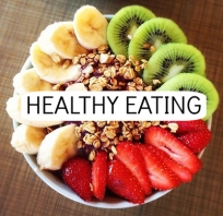 miska, jedzenie, zdrowe, jedzenie, zdjęcie, fotografia, truskawki, kiwi, banan, sałatka, owocowa, fitness, sport, zdrowie, spa