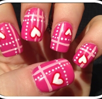 nails, paznokcie, różowe, biel, serca, love, trendy, wzorki