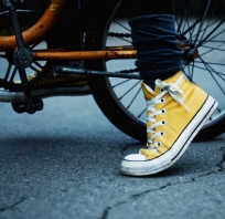 Wszystkie gwiazdy, Bike, Converse, Crack, koronki, buty
