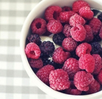 jeżyny, maliny, jogurt, pyszne, owoce, kefir, zdrowo