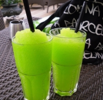 cool, drink, napoje, zielone, love, fluo, haloween, emo, miłość, para