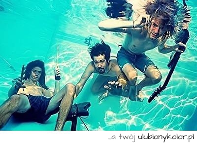 nevermind, cobain, kurt cobain, nirvana, basen, pod wodą, muzyka