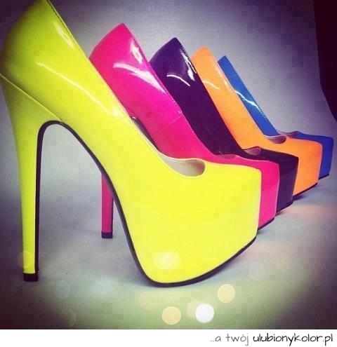 szpilki, kolorowe, obcas, kobieta, moda, styl