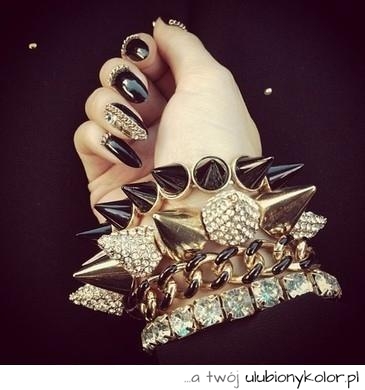 ćwieki, nity, złoto , lady gaga, piękne, biżuteria, sylwester, impreza, love